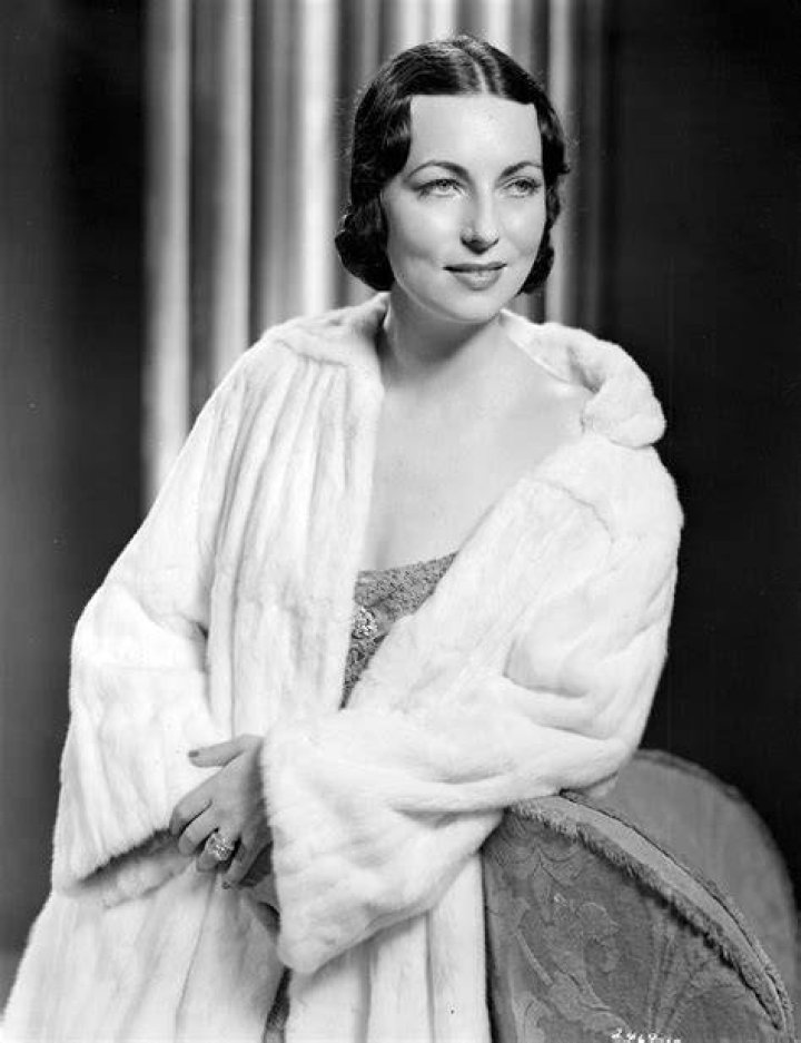 Agnes Moorehead photo