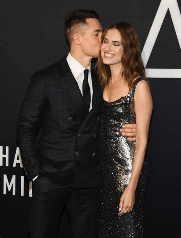Engaged! Alexander Dreymon announces his engagement to Allison Williams after three years of dating Alexander and Allison began dating in the year 2019 while working together on Horizon Lines