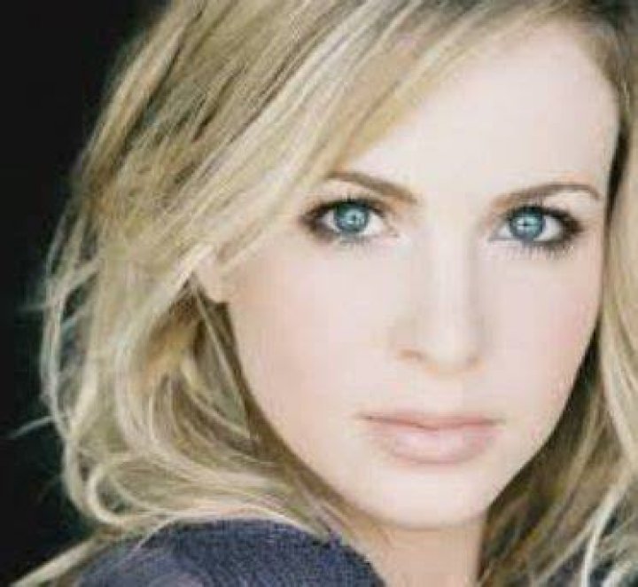Amy Gumenick Bio (Wiki) 