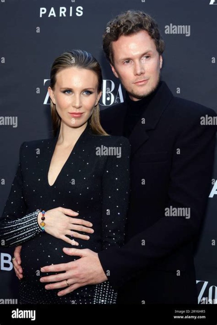Barron Hilton II Bio (Wiki) 