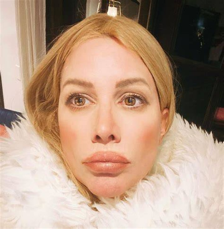 bitchy | alice evans lips