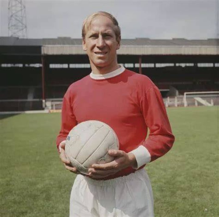 Bobby Charlton photo 2