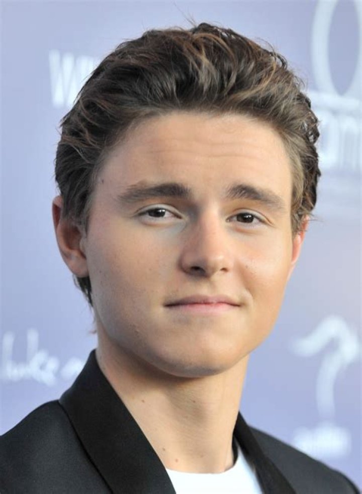 Callan McAuliffe photo 3