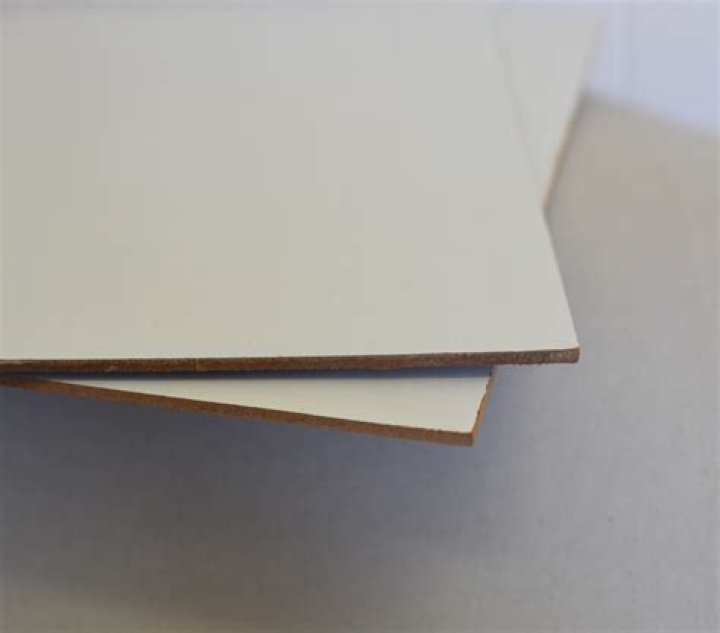 Can white hardboard be painted?