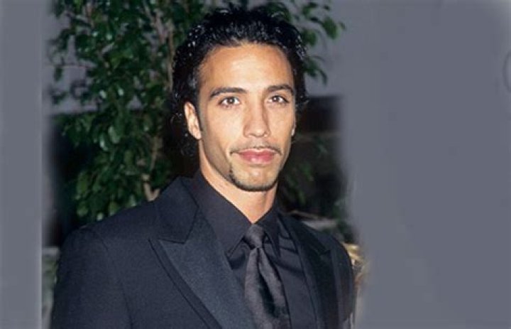Carlos Leon Bio (Wiki) 