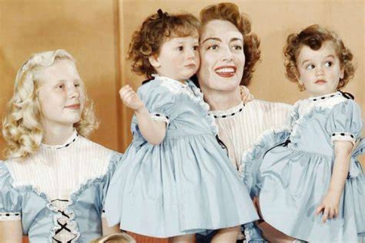 Cynthia Glaback children, four daughters