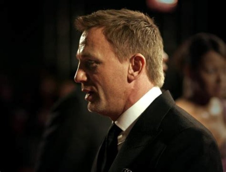 Daniel Craig Bio (Wiki) 