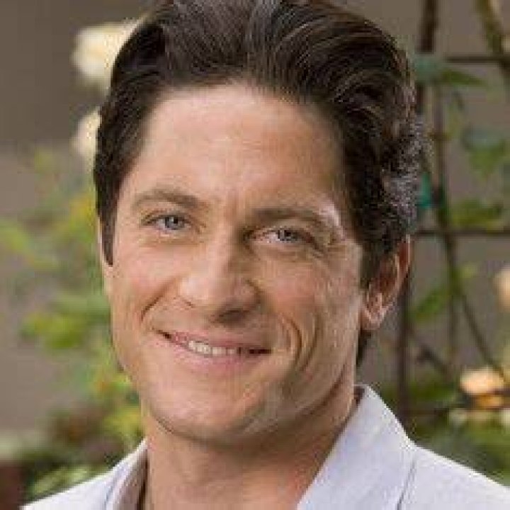 David Conrad Bio (Wiki) 