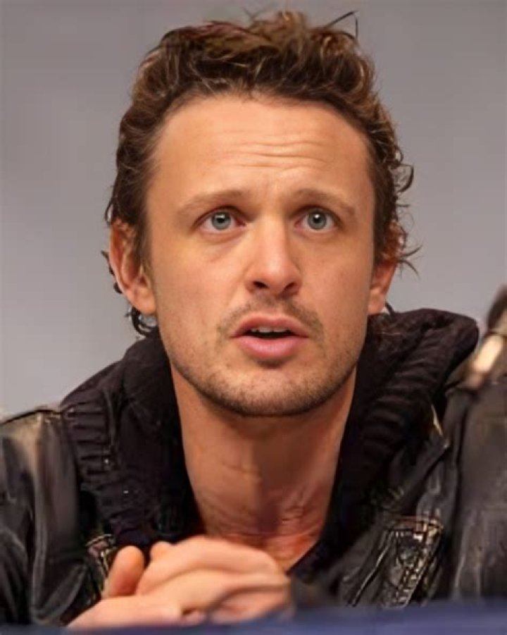 David Lyons Bio (Wiki) 