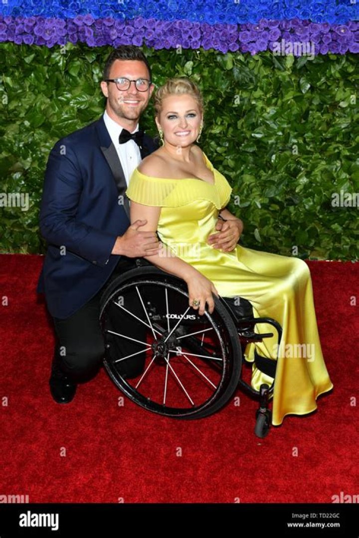 Glee Star Ali Stroker is Expecting Her First Child with Husband David Perlow! David Perlow
