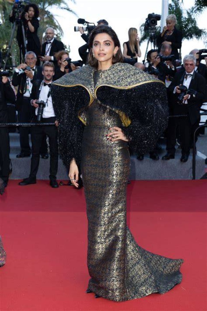 Deepika Padukone Red Carpet