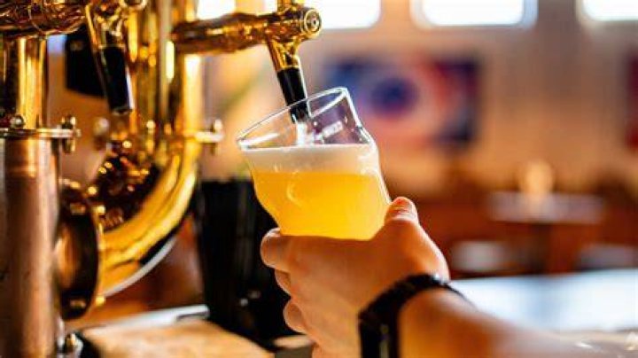 Does Buffalo Wild Wings have draft beer?