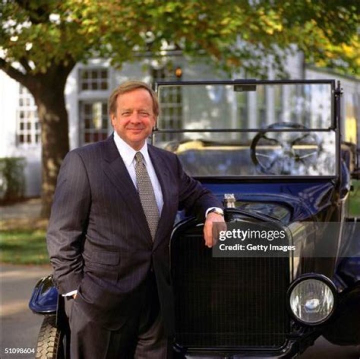 Edsel Ford II Bio (Wiki) 