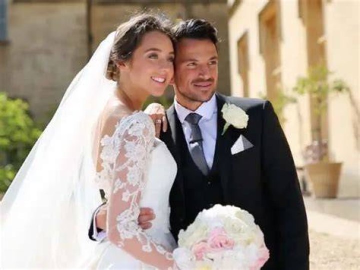 Emily Compagno is married to Peter Riley.