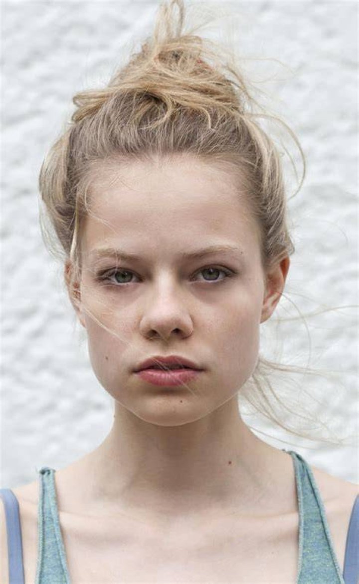 Emma Bading Bio (Wiki) 