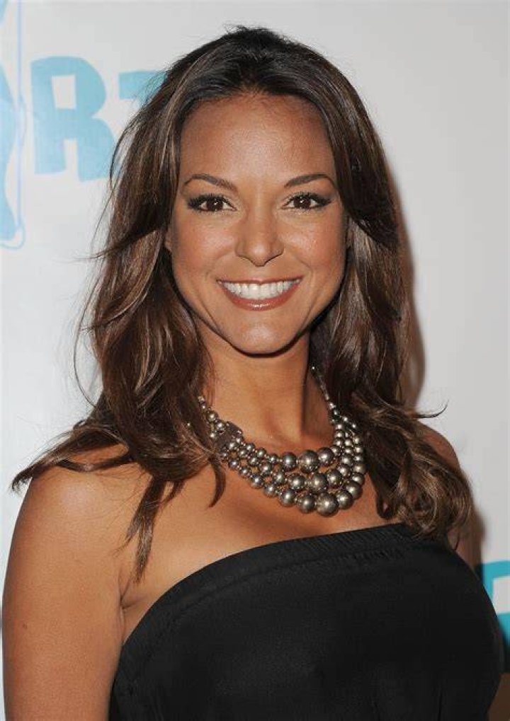 Eva LaRue Bio (Wiki) 