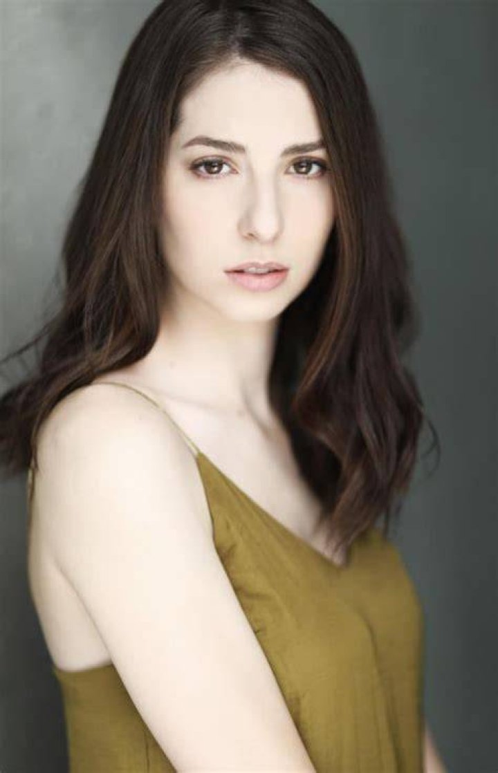 Genevieve Buechner photo 3