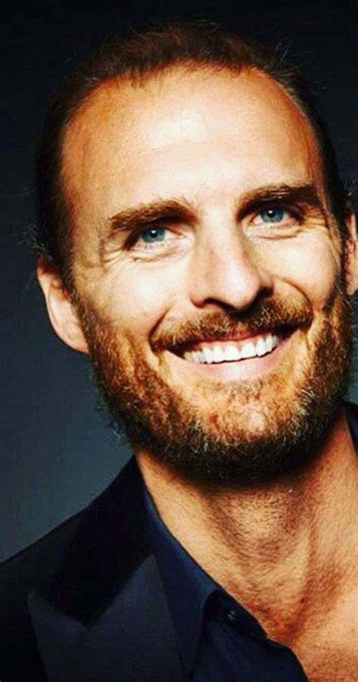 Greg Bryk Bio (Wiki) 