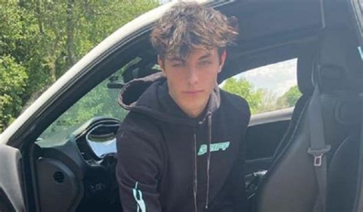 Griffin Johnson(TikTok Star) Griffin Johnson