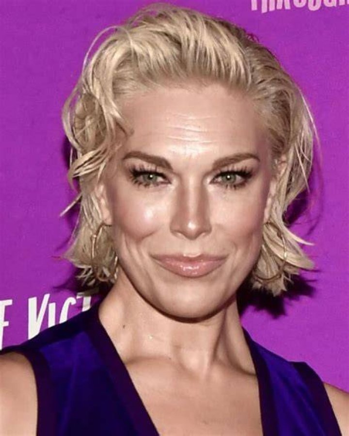 Hannah Waddingham height