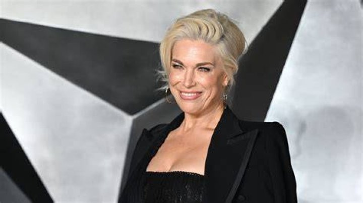 Hannah Waddingham is a single mother of one.