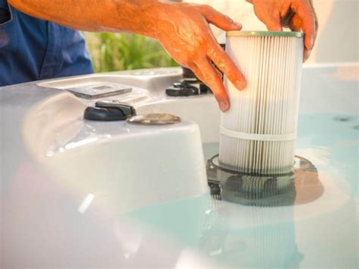 How often should a hot tub pump run?