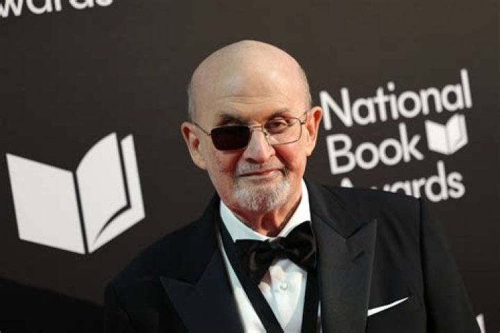 How tall is Salman Rushdie?