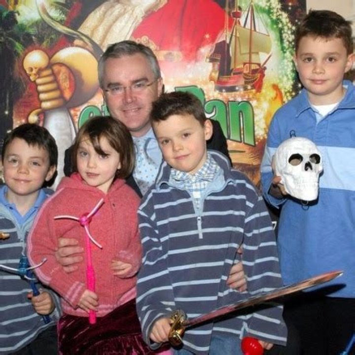 Huw Edwards Children