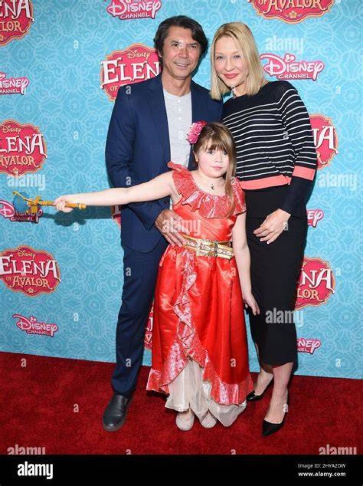 Indigo Sanara Phillips along with her parents and three half-sister. I