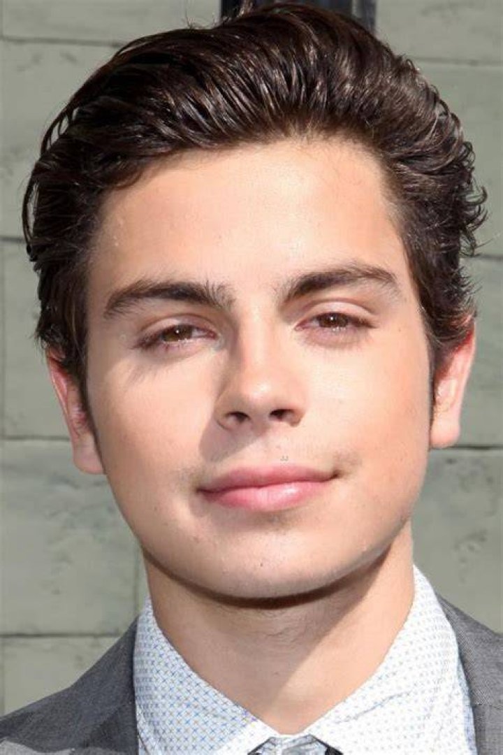 Jake T. Austin Bio (Wiki) 
