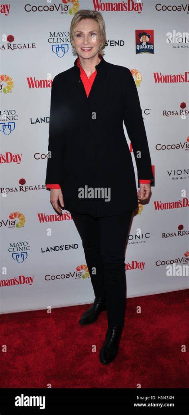 Jane Lynch at 14th Annual Costume Designers Guild Awards