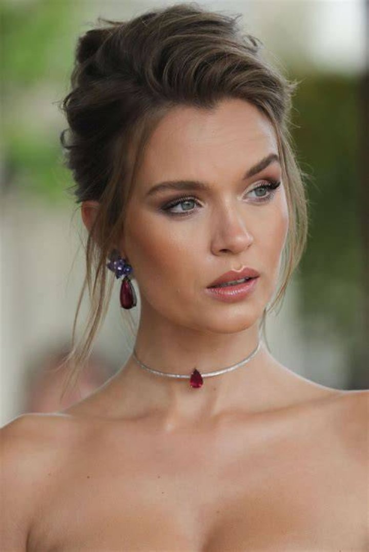 Josephine Skriver photo 3