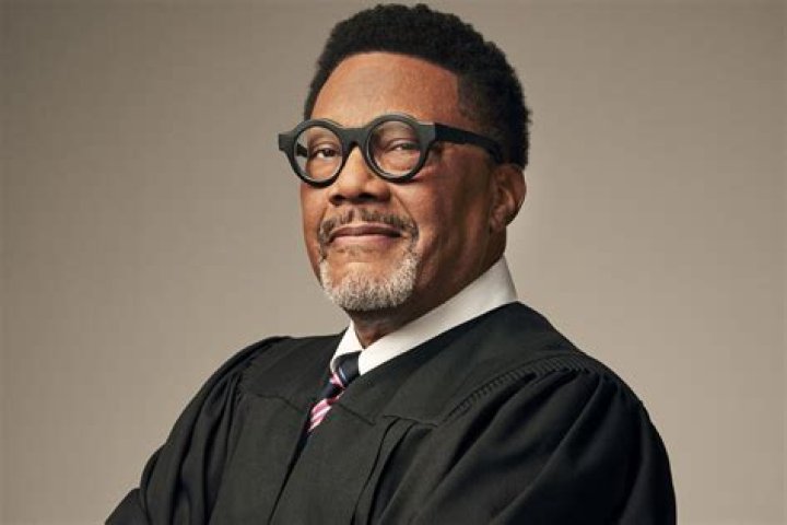 Judge Greg Mathis photo