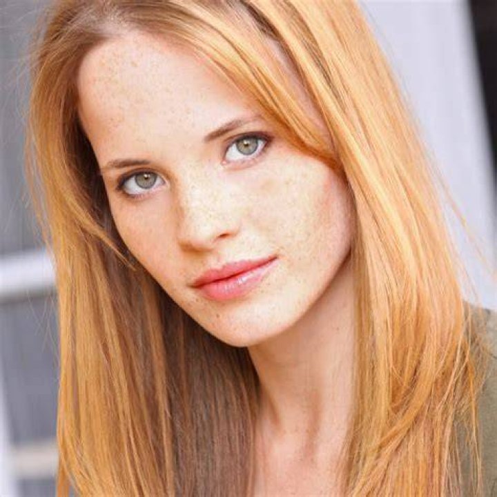 Katie Leclerc Bio (Wiki) 