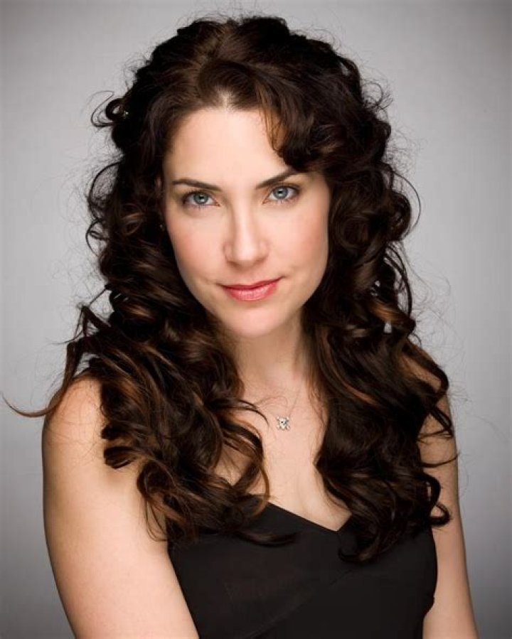 Lahna Turner Bio (Wiki) 