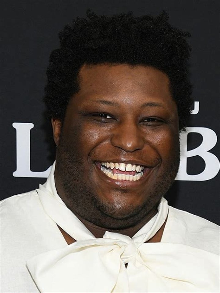 Larry Owens Bio (Wiki) 