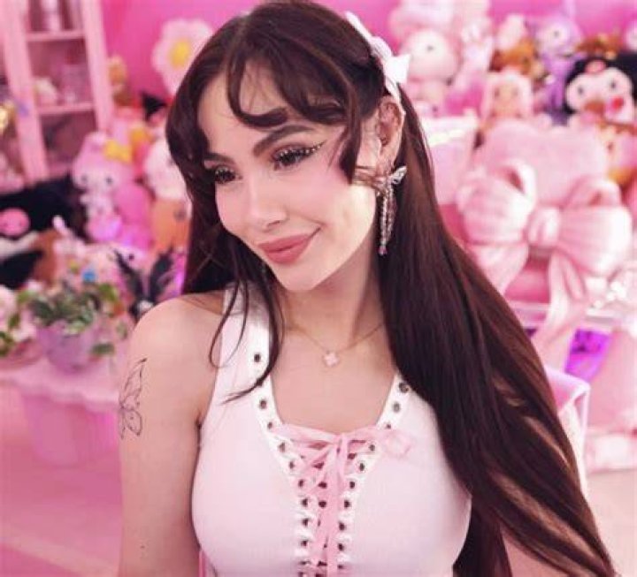 Leah Ashe Bio (Wiki) 