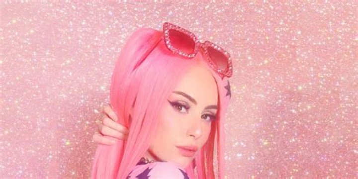 Leah Ashe Leah Ashe