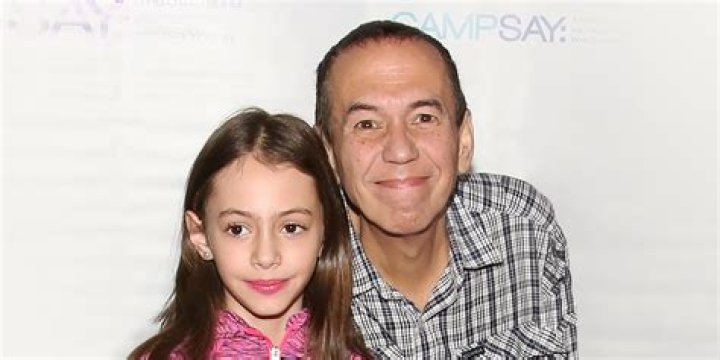 Lily With Her Father (Source: LA Cannabis News)