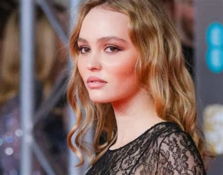 Lily-Rose Depp Net Worth- Lily-Rose Depp For Chanel 