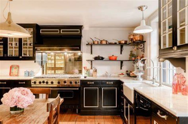 Liv Tyler House