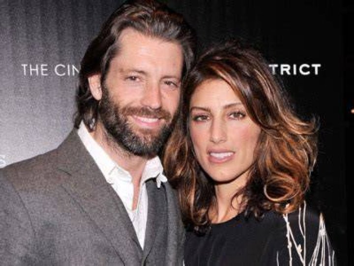 Louis Dowler and his former wife Jennifer Esposito.