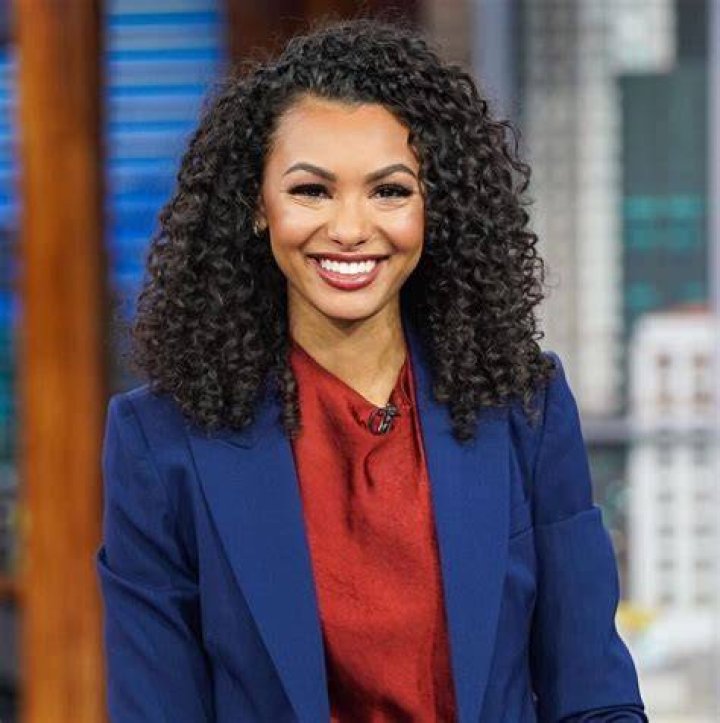 Malika Andrews' height, sister, age, career, salary, net worth, is she dating? Malika Andrews' height, sister, age, career, salary, net worth, is she dating?