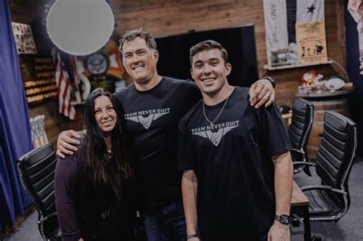 Marcus Luttrell - Age, Family, Bio