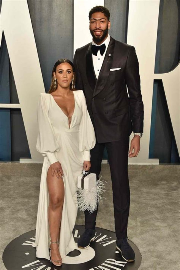 Marlen P. Boyfriend Anthony Davis And His Luxury Ride BMW