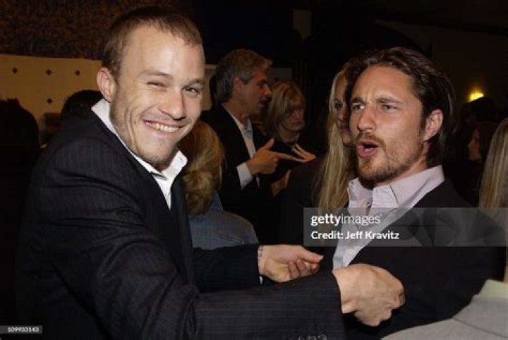 Martin Henderson and Heath Ledger were great friends when starting out in Australia.