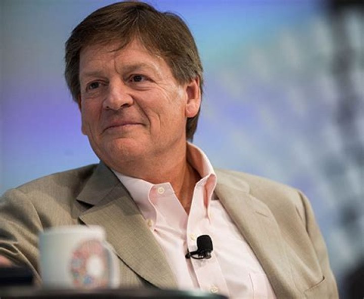 Michael Lewis photo