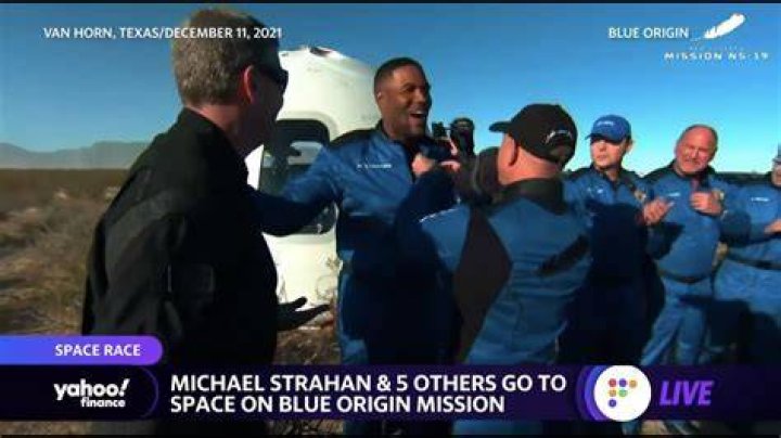 Michael_Strahan_Space
