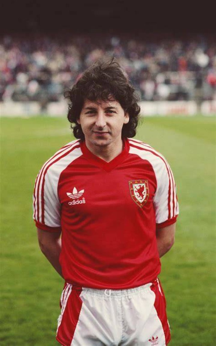 Mickey Thomas photo 3
