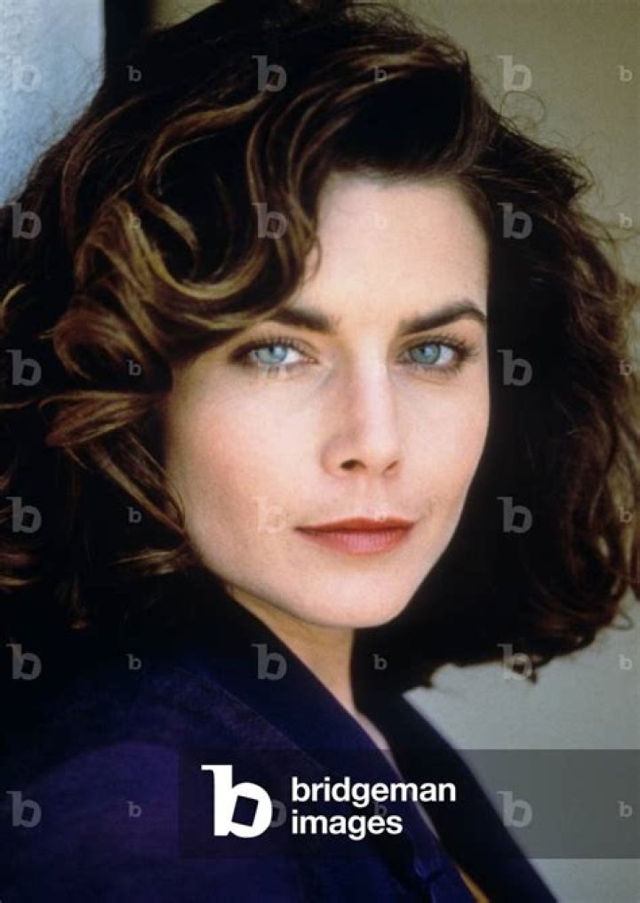 Mitzi Kapture